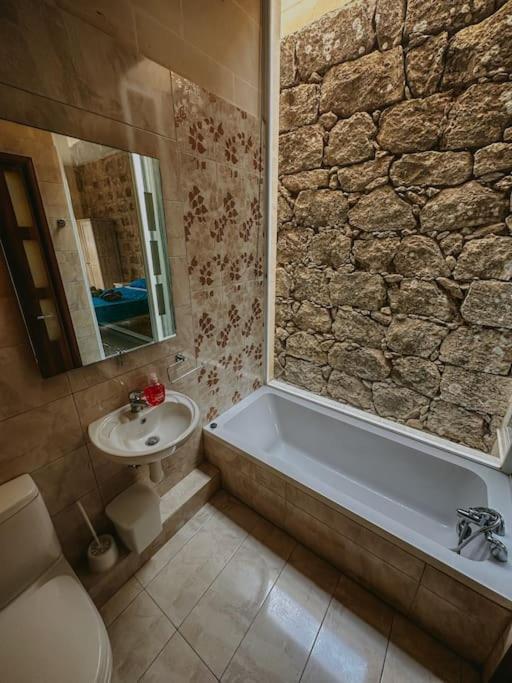 Willa Double Heated Pools, Free Ac Nadur Zewnętrze zdjęcie